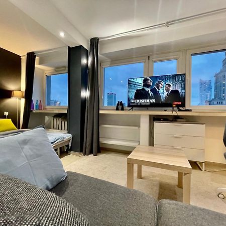 Sawa Apartment 2Xmetro Wifi 500 Mbs 50'Tv Netflix Hbo Appletv+ Varşova Dış mekan fotoğraf