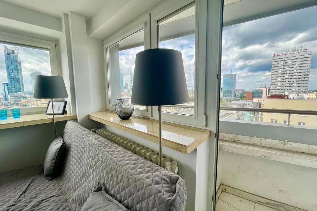 Sawa Apartment 2Xmetro Wifi 500 Mbs 50'Tv Netflix Hbo Appletv+ Varşova Dış mekan fotoğraf