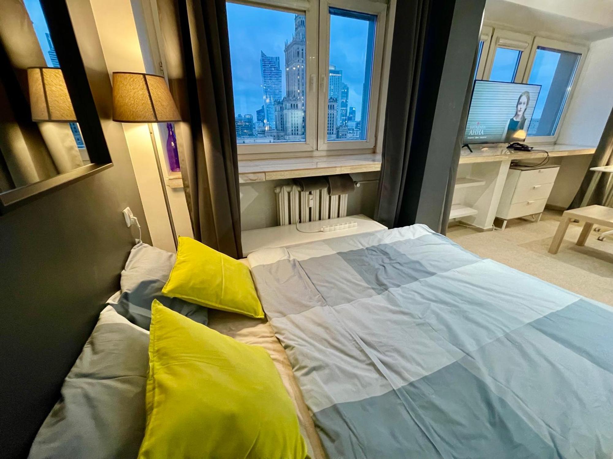 Sawa Apartment 2Xmetro Wifi 500 Mbs 50'Tv Netflix Hbo Appletv+ Varşova Dış mekan fotoğraf